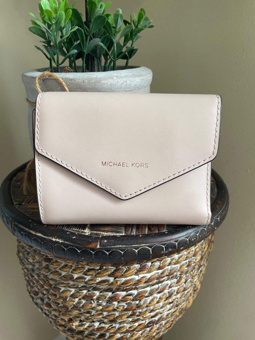 Michael Kors Pink Nude Leather Envelope Card Wallet